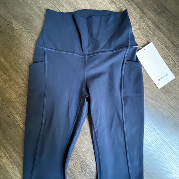 Lululemon align HR paint 25 pocket size for color TRNV - Picture 4 of 4